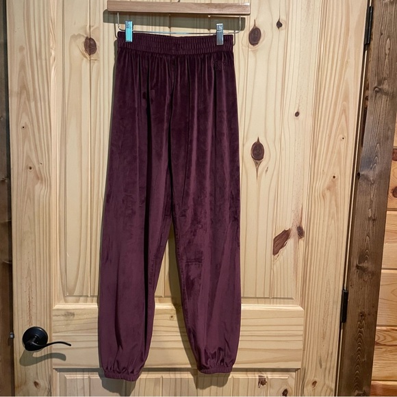 PINK Victoria's Secret Burgundy Joggers - Picture 1 of 6
